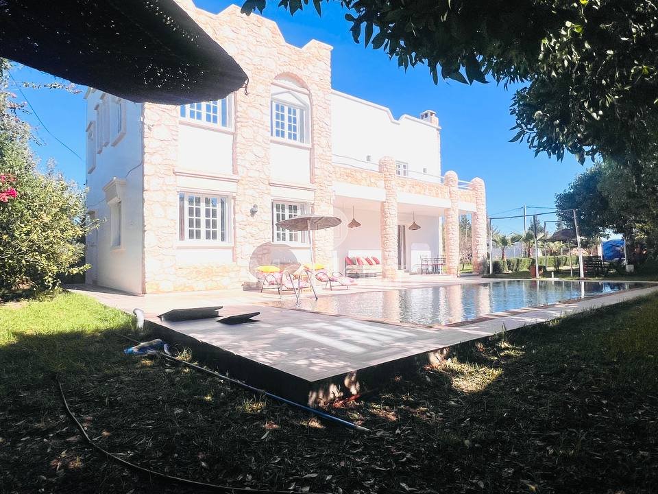 Villa Luxe à Essaouira : 3 Chambres, Piscine et Vue Mer - Photo 1