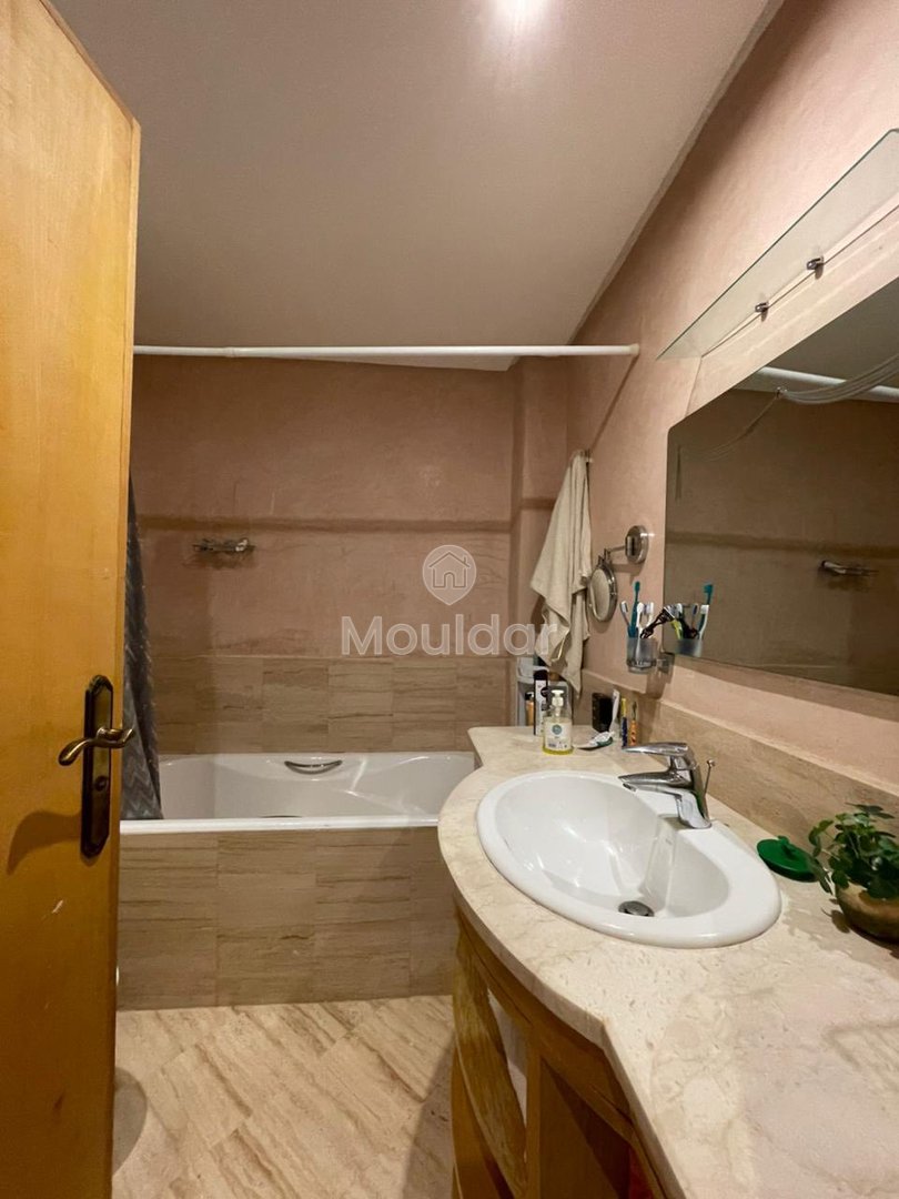 Marrakeş'te Geniş Balkonlu Satılık 2 Yatak Odalı Daire - Photo 7