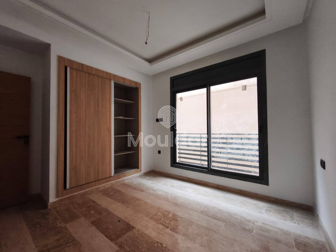 Εκλεπτυσμένο Διαμέρισμα 2 Υπνοδωματίων με Βεράντα και Πισίνα στο Γκελίζ - Photo 3