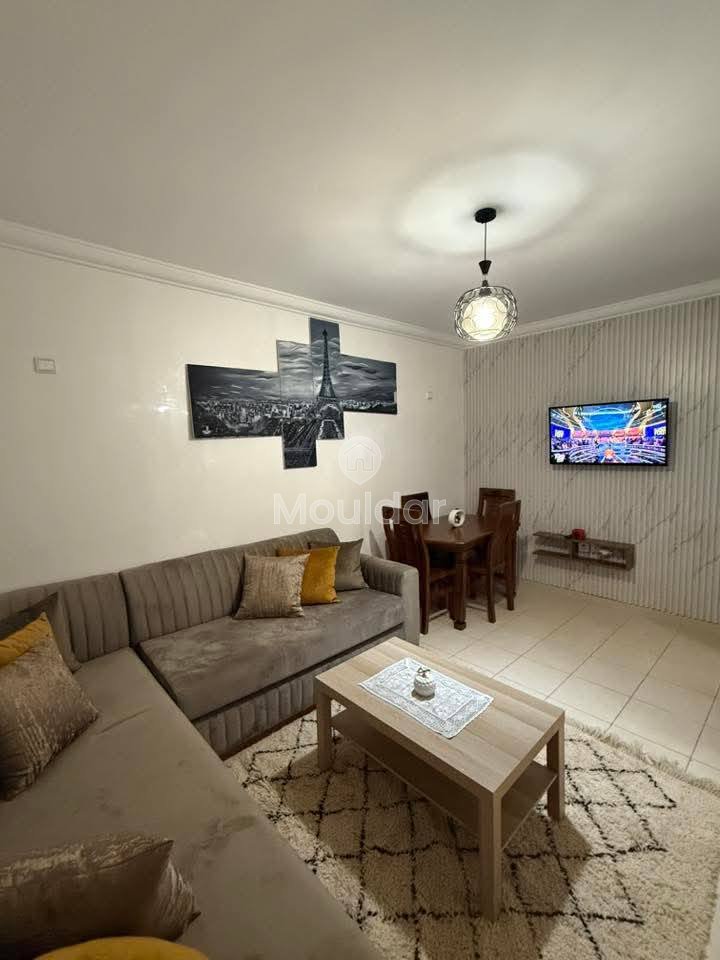 شقة للإيجار في طنجة: 2 غرف نوم مع مطبخ مجهز - Photo 1