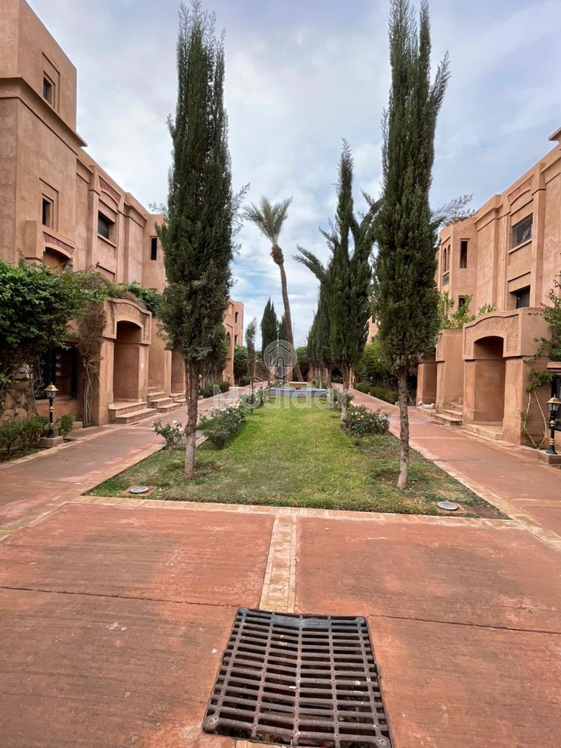 Marrakeş'te Geniş Balkonlu Satılık 2 Yatak Odalı Daire - Photo 5