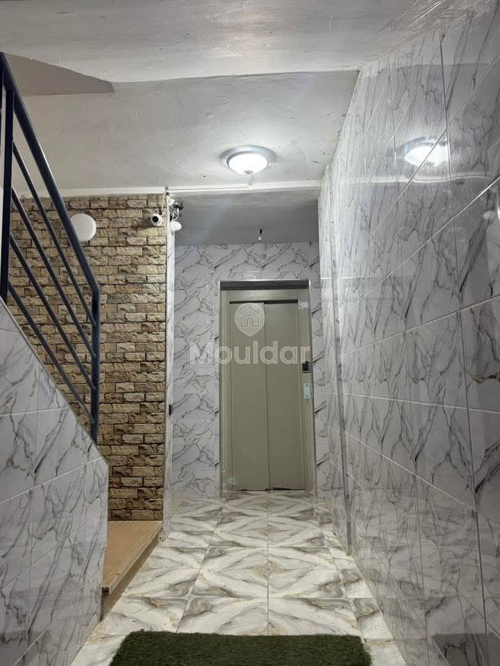 شقة للإيجار في طنجة: 2 غرف نوم مع مطبخ مجهز - Photo 6