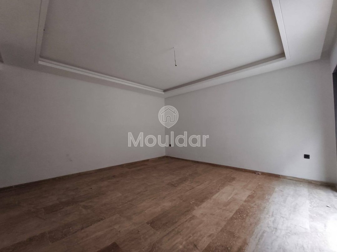 Εκλεπτυσμένο Διαμέρισμα 2 Υπνοδωματίων με Βεράντα και Πισίνα στο Γκελίζ - Photo 2