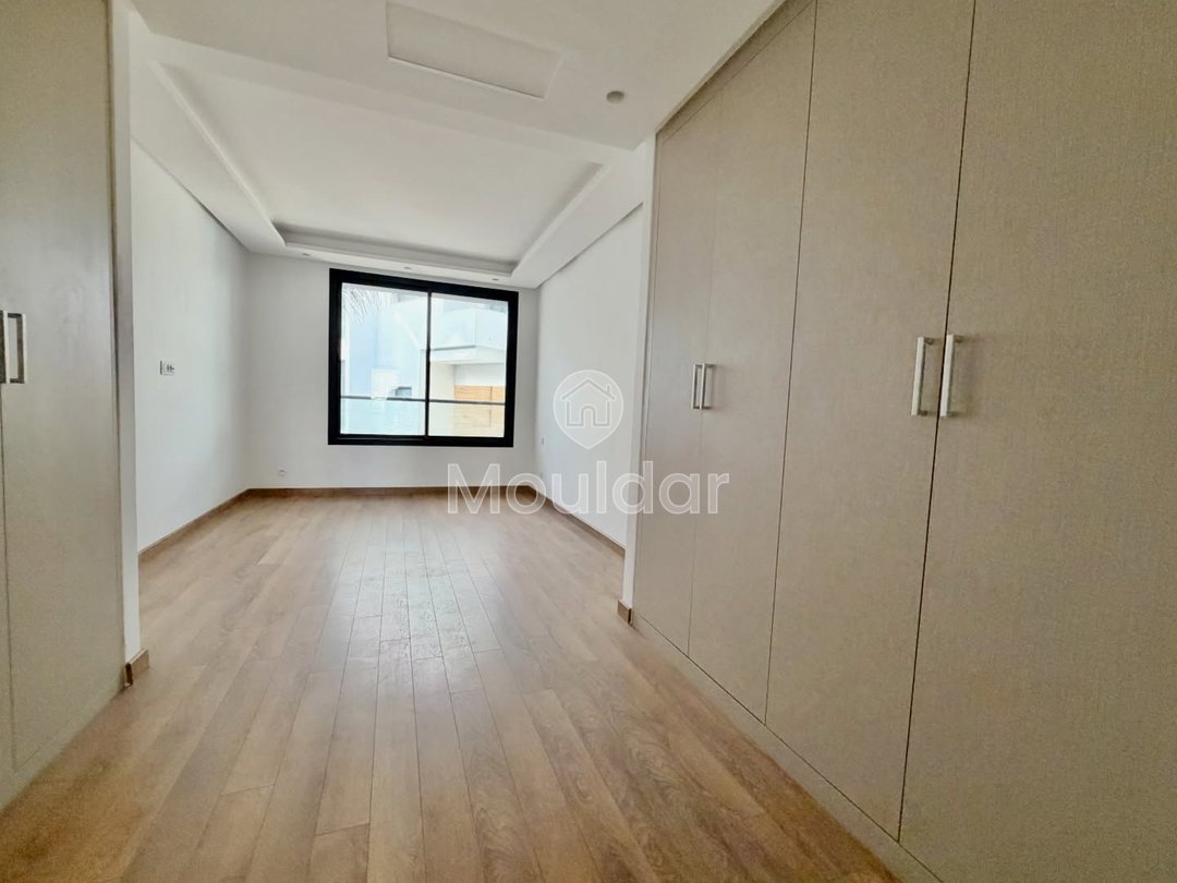 Casablanca'da Teraslı Satılık Şirin Daire - Photo 2