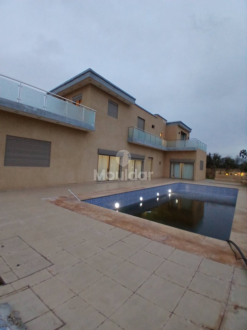 Villa de Luxe à Vendre à Marrakech avec Piscine et Jardin - Photo 1