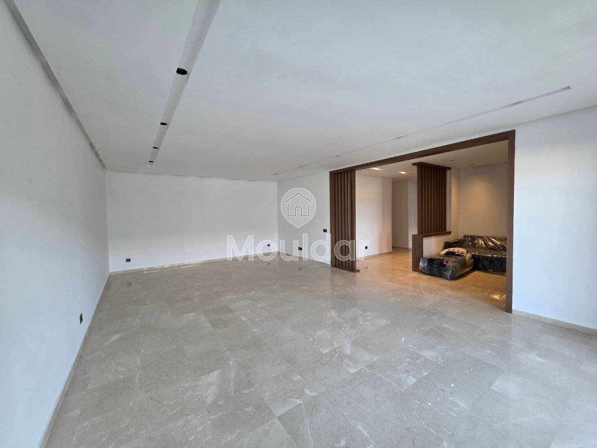 شقة للإيجار في الدار البيضاء، عين دياب - Photo 2