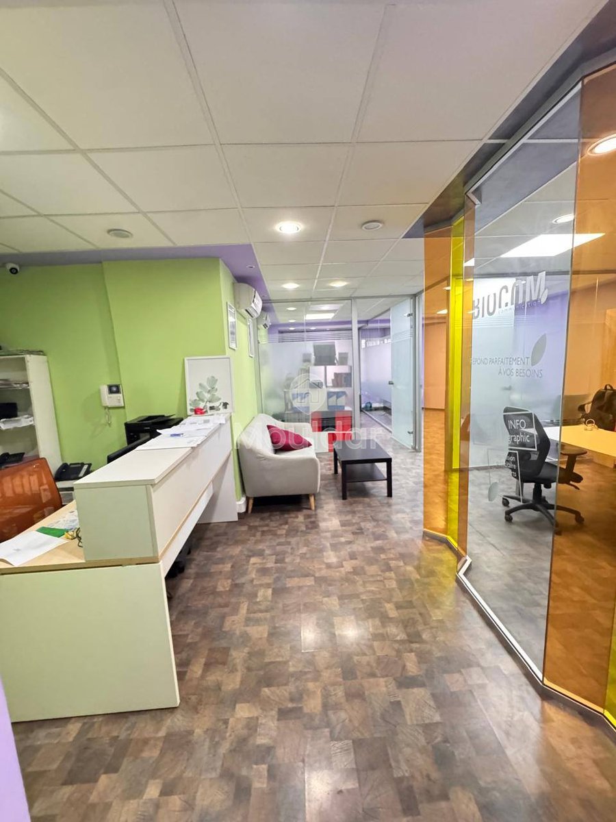 مكتب للإيجار في الدار البيضاء، بلفيدير - Photo 1