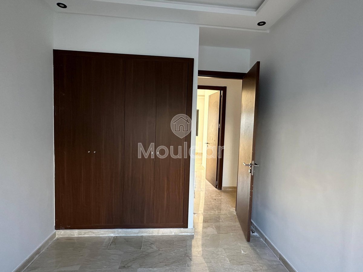 شقة للإيجار في زناتة - Photo 5