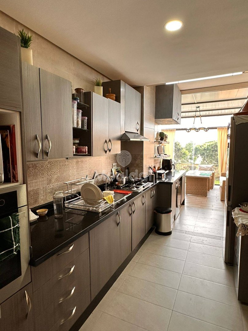 Appartement de Rêve à Dar Bouazza avec Piscine et Terrasse - Photo 6