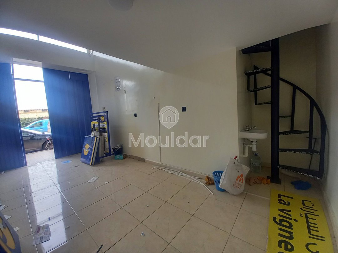 Casablanca, Azhar'da kiralık ticari alan - Photo 1