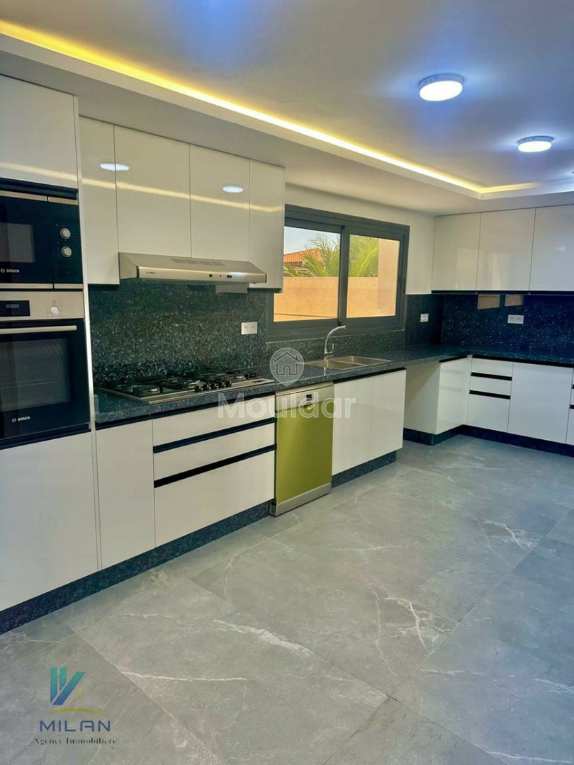 فيلا فاخرة مفروشة للبيع مالabata - Photo 10