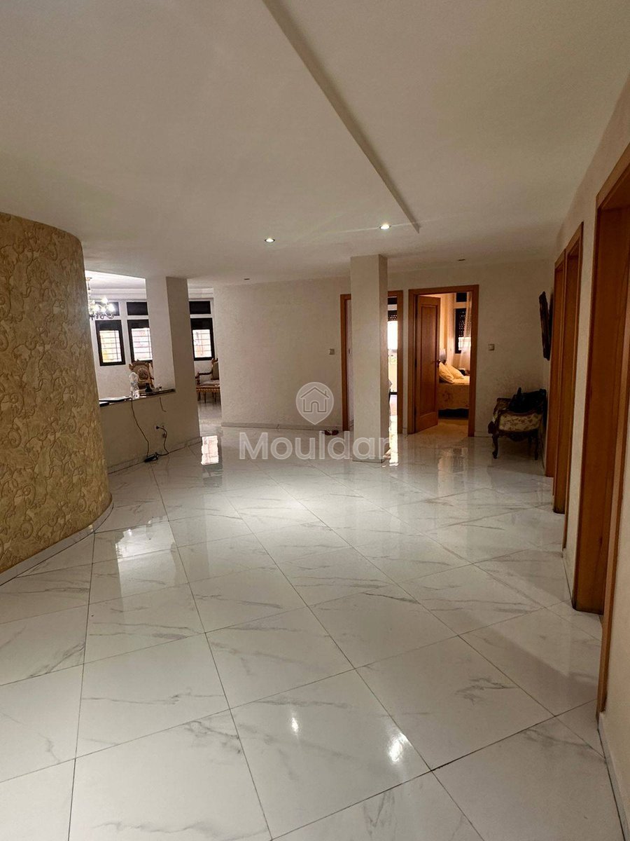 Zu vermietende Wohnung in Casablanca, Bourgogne - Photo 1