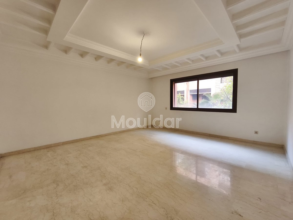 شقة للبيع في غيليز، مراكش - Photo 1