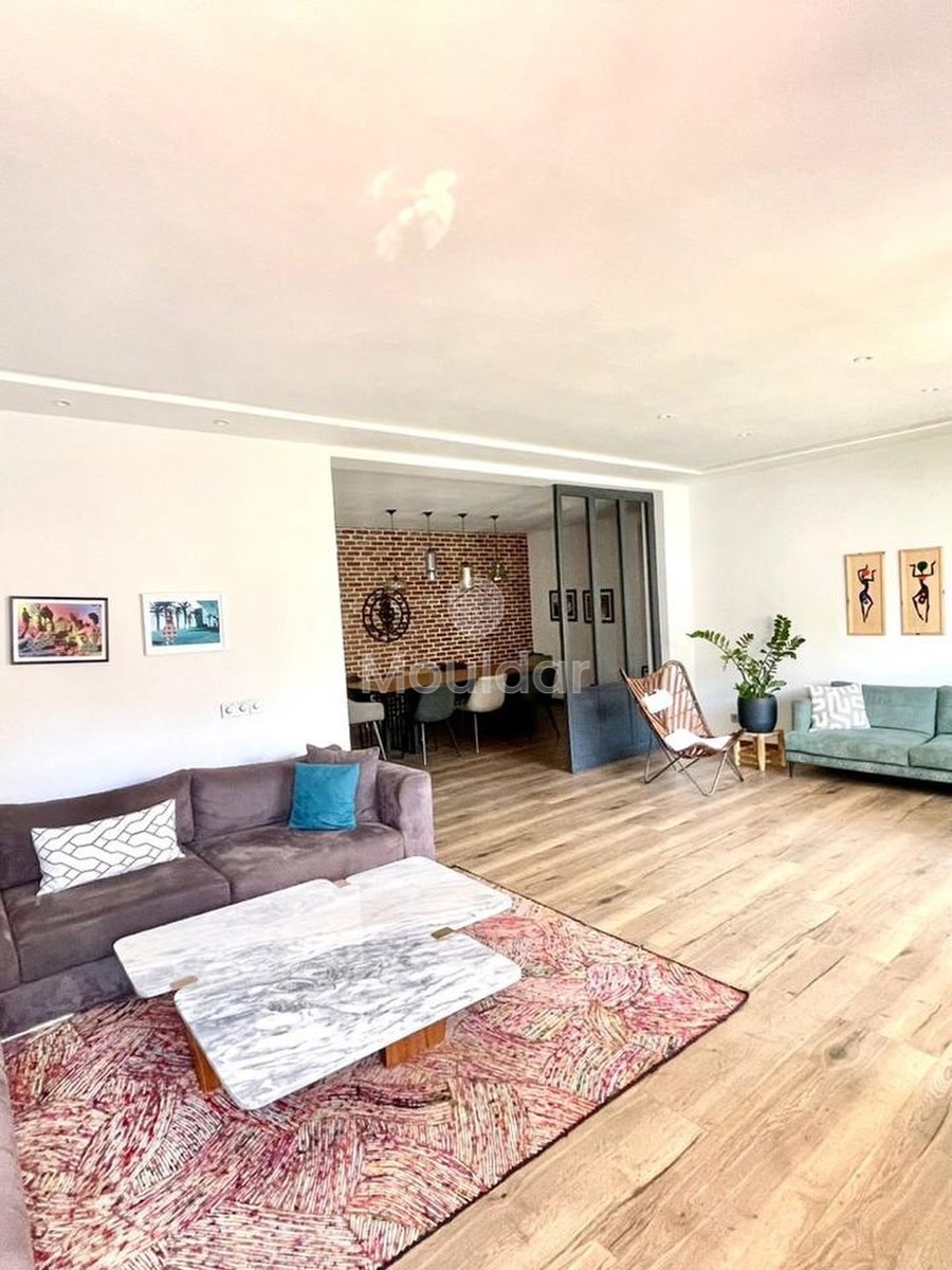 شقة للإيجار في عين دياب، الدار البيضاء - Photo 1