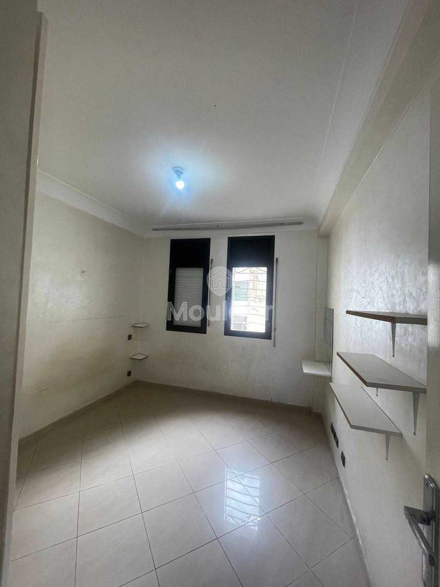 شقة للإيجار في الدار البيضاء، الأميرات - Photo 9