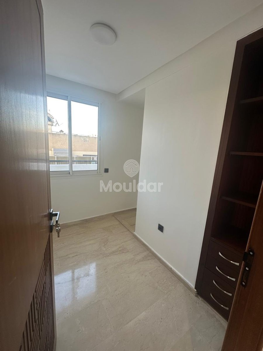 شقة للإيجار في الدار البيضاء، الأميرات - Photo 5