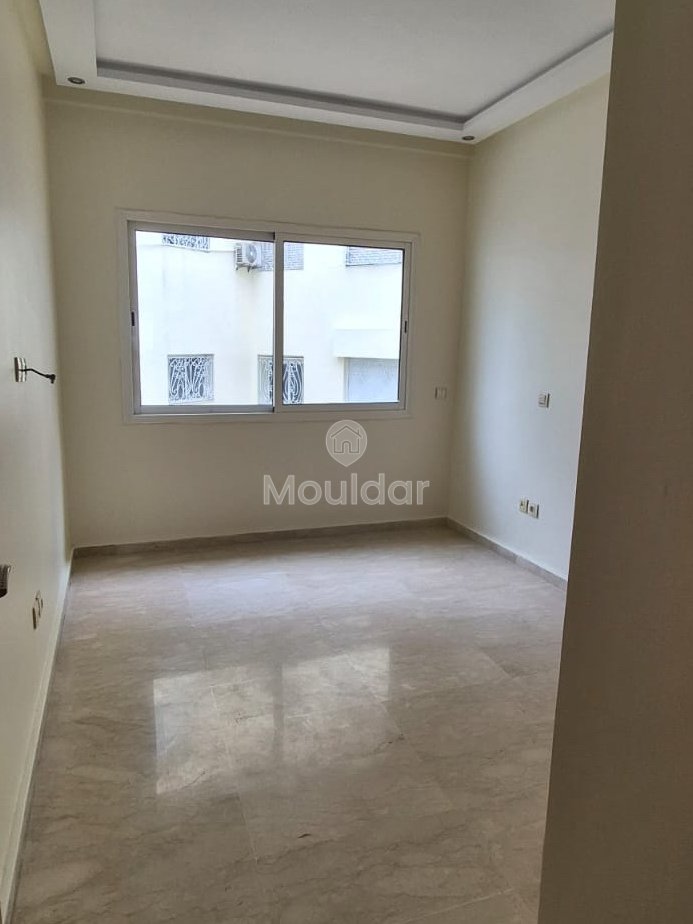 شقة للإيجار في الدار البيضاء، مثلث الذهب - Photo 1