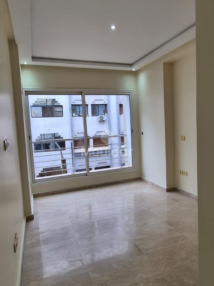 شقة للإيجار في الدار البيضاء، مثلث الذهب - Photo 4