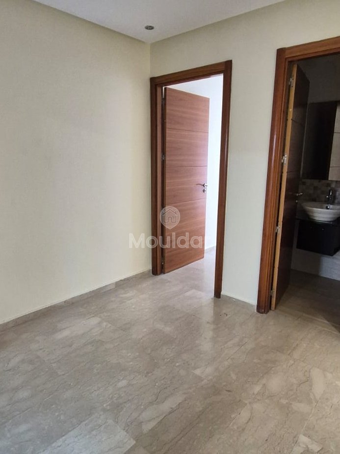 شقة للإيجار في الدار البيضاء، مثلث الذهب - Photo 6