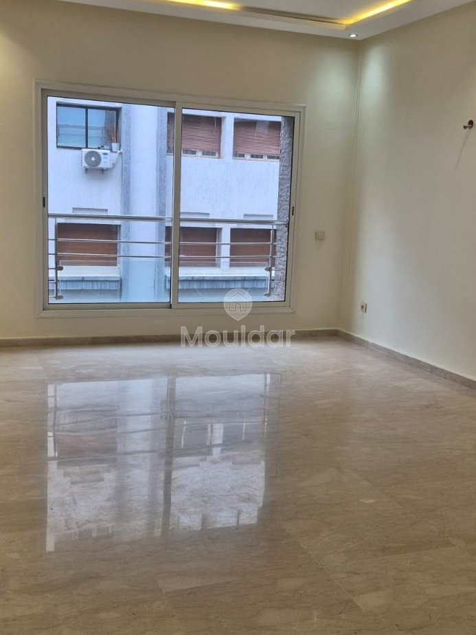 شقة للإيجار في الدار البيضاء، مثلث الذهب - Photo 2