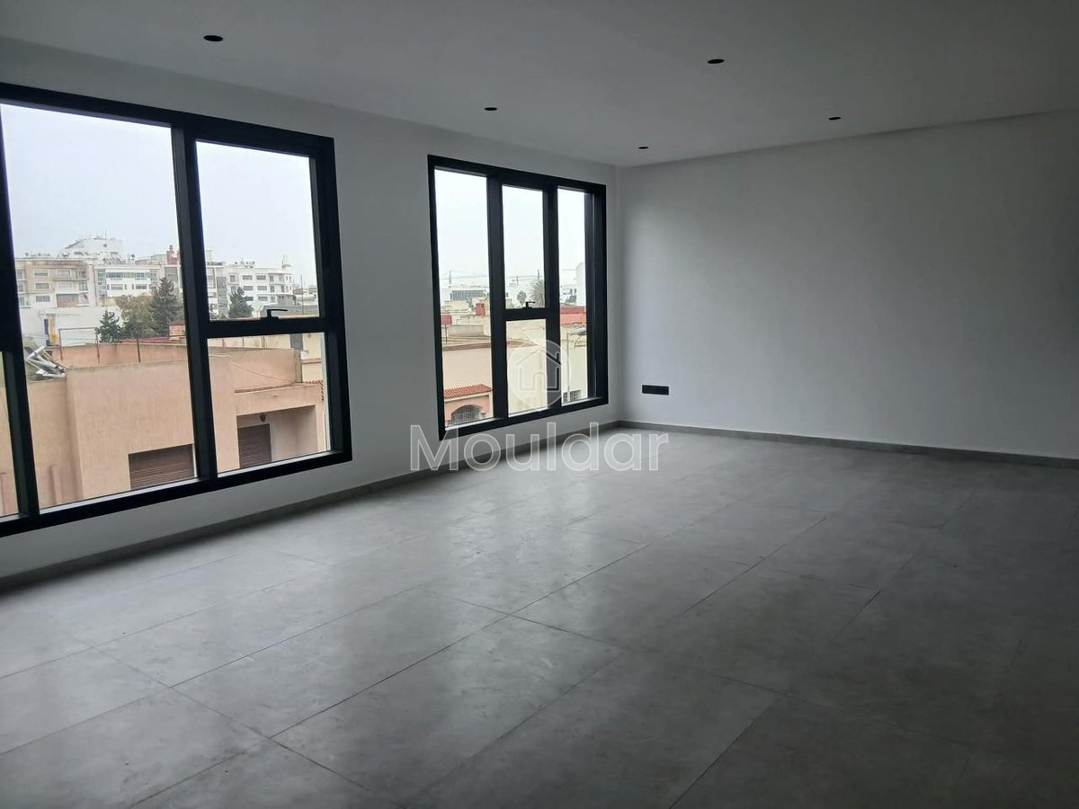 Bureau à louer à Casablanca - Photo 1