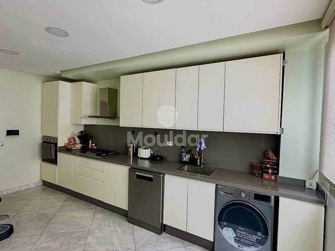 شقة للإيجار في عين دياب، الدار البيضاء - Photo 11