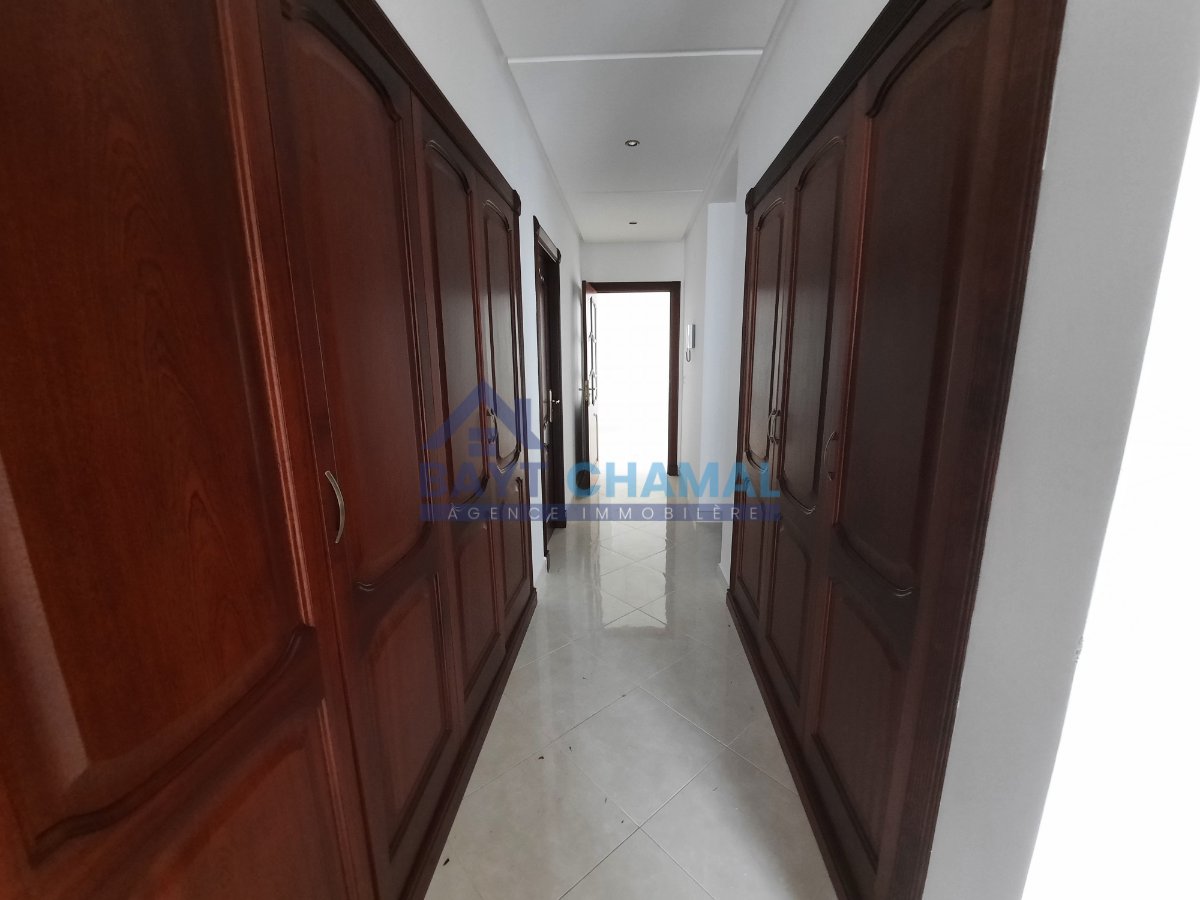 Apartment rental in Jbel Kbir - Photo 4
