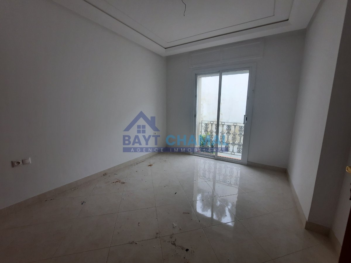 Apartment rental in Jbel Kbir - Photo 2