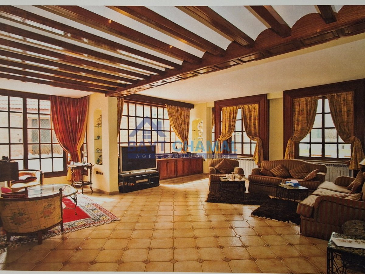 فيلا فخمة مع حمام سباحة مدفأ في إفران - Photo 6