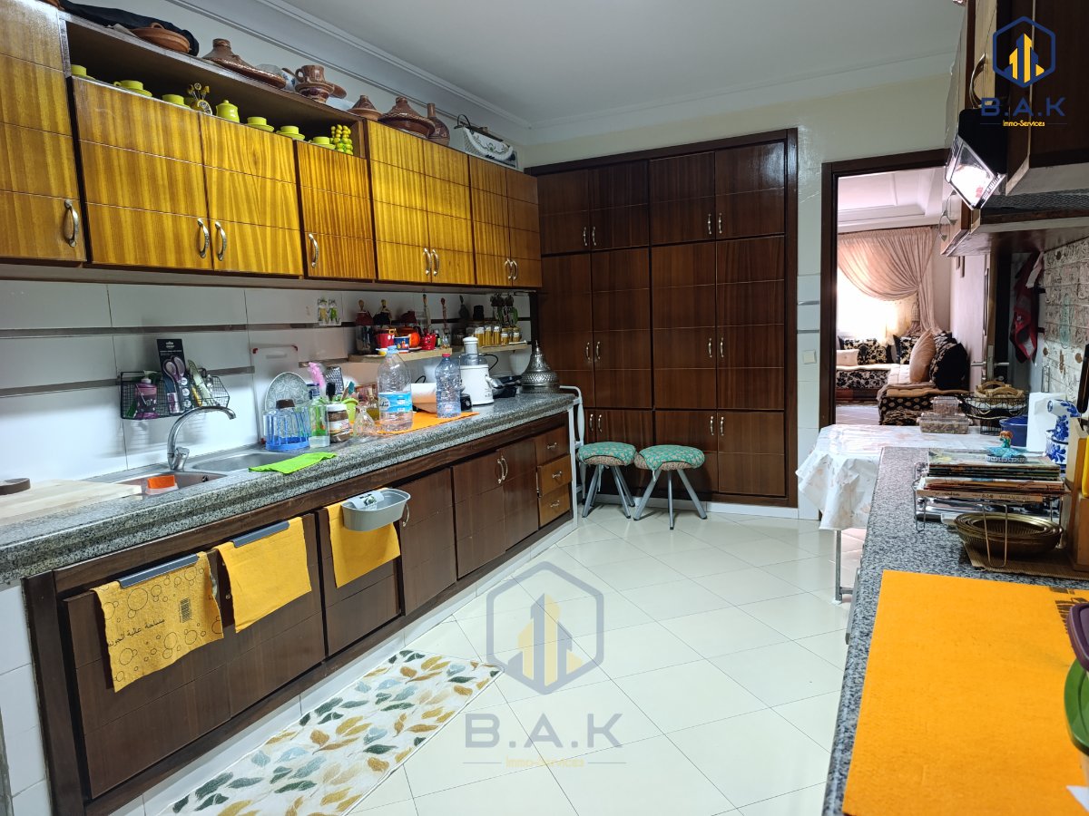 شقة كبيرة للبيع في المدينة العليا - Photo 9