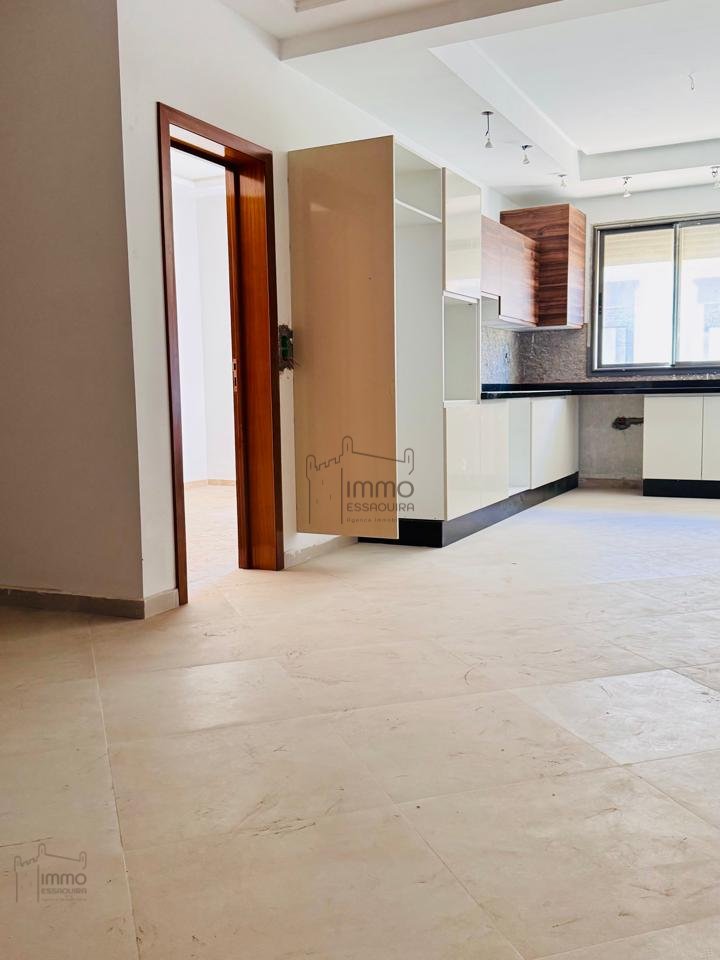 Appartement te koop in Argana met twee gevels - Photo 4