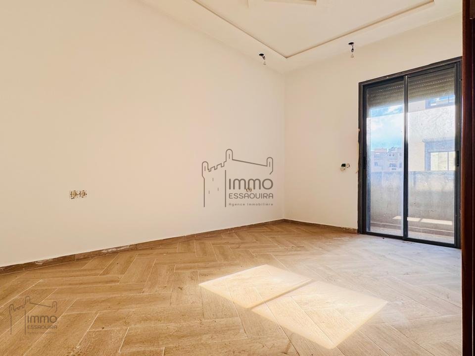 Appartement te koop in Argana met twee gevels - Photo 1